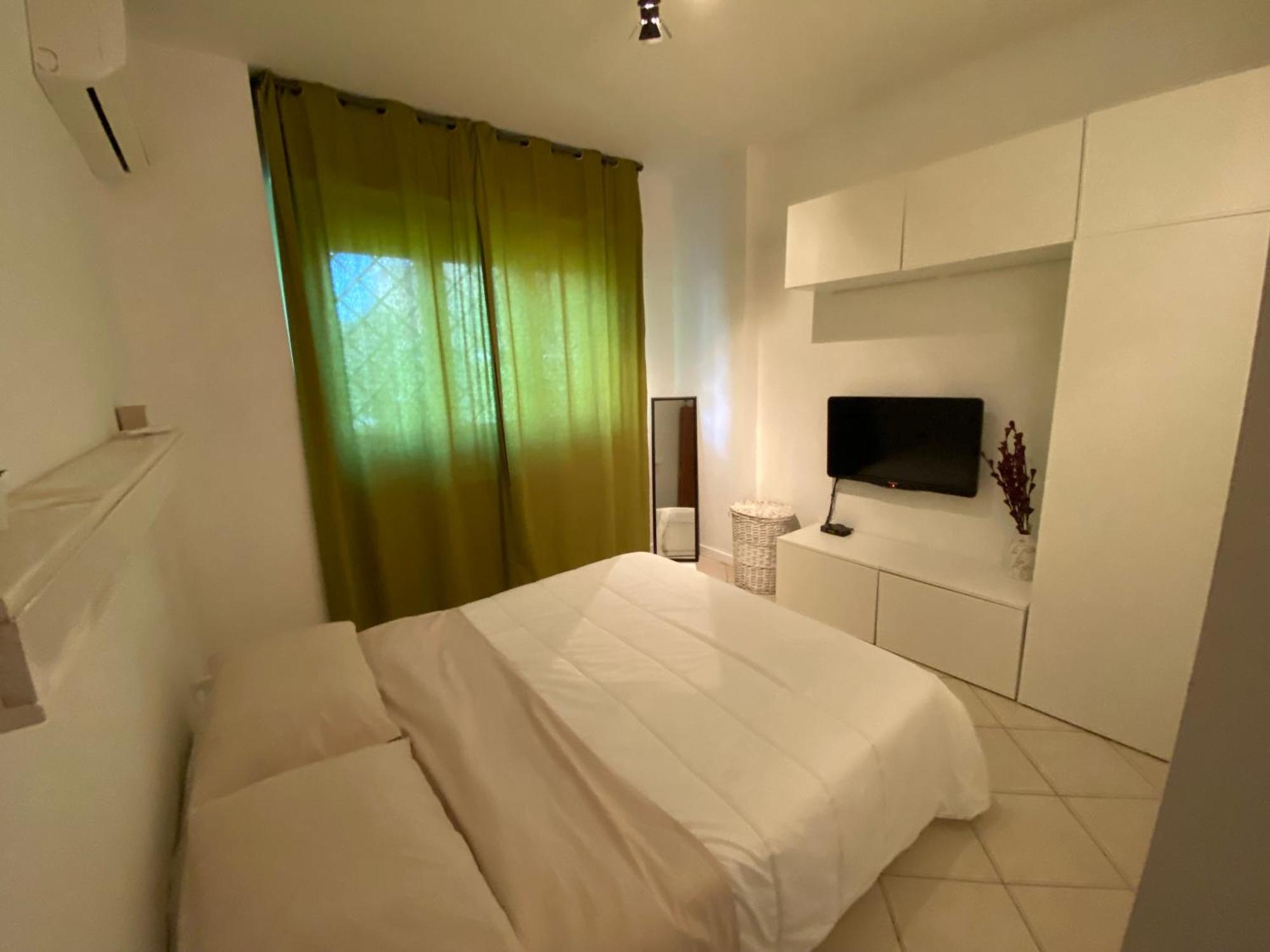 Devhome Roma Est Lunghezza Kültér fotó